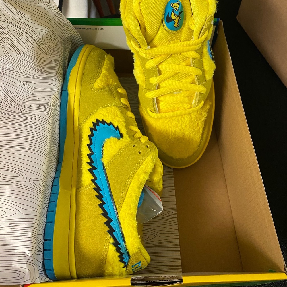 Nike sb Grateful Dead Bears Opti Yellow BRAND NEW